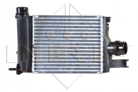Nrf радіатор інтеркулера Renault Clio/Dacia Logan/Dokk NRF 30379 - Заображення 1