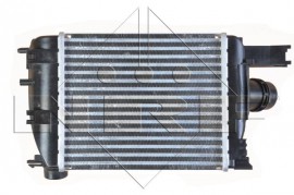 Nrf радіатор інтеркулера Renault Clio/Dacia Logan/Dokk NRF 30379 - Заображення 2