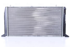 Радиатор охлаждения двигателя NISSENS NIS 604361