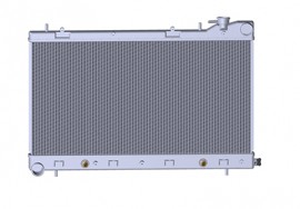Радиатор охлаждения Forester S11 (02-) 2.0i / 2.5i (бачки из аллюминия) (с горловиной) (LRc 221SA) Luzar